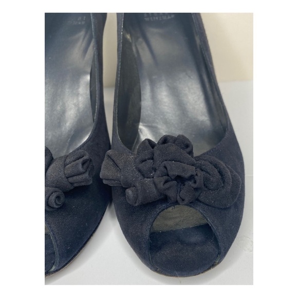 Stuart Weitzman Peep-Toe Ruffle-Bow Heels
Sz 11 - Picture 7 of 16